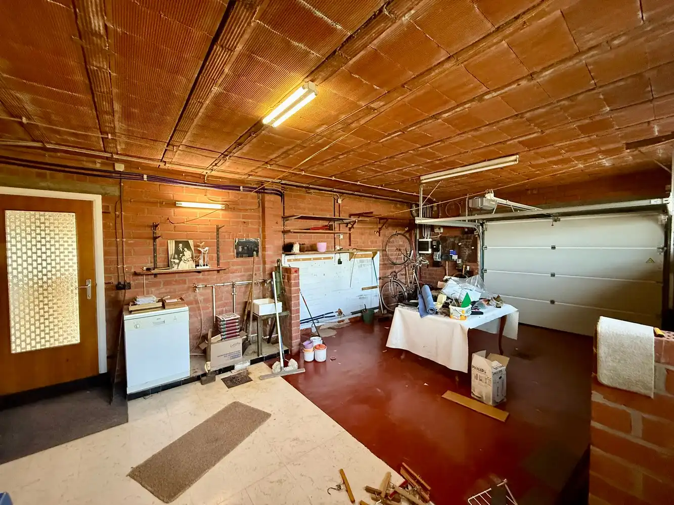 🏡 Ruime woning met 4 slaapkamers en inpandige garage te Sint-Baafs-Vijve! foto 12