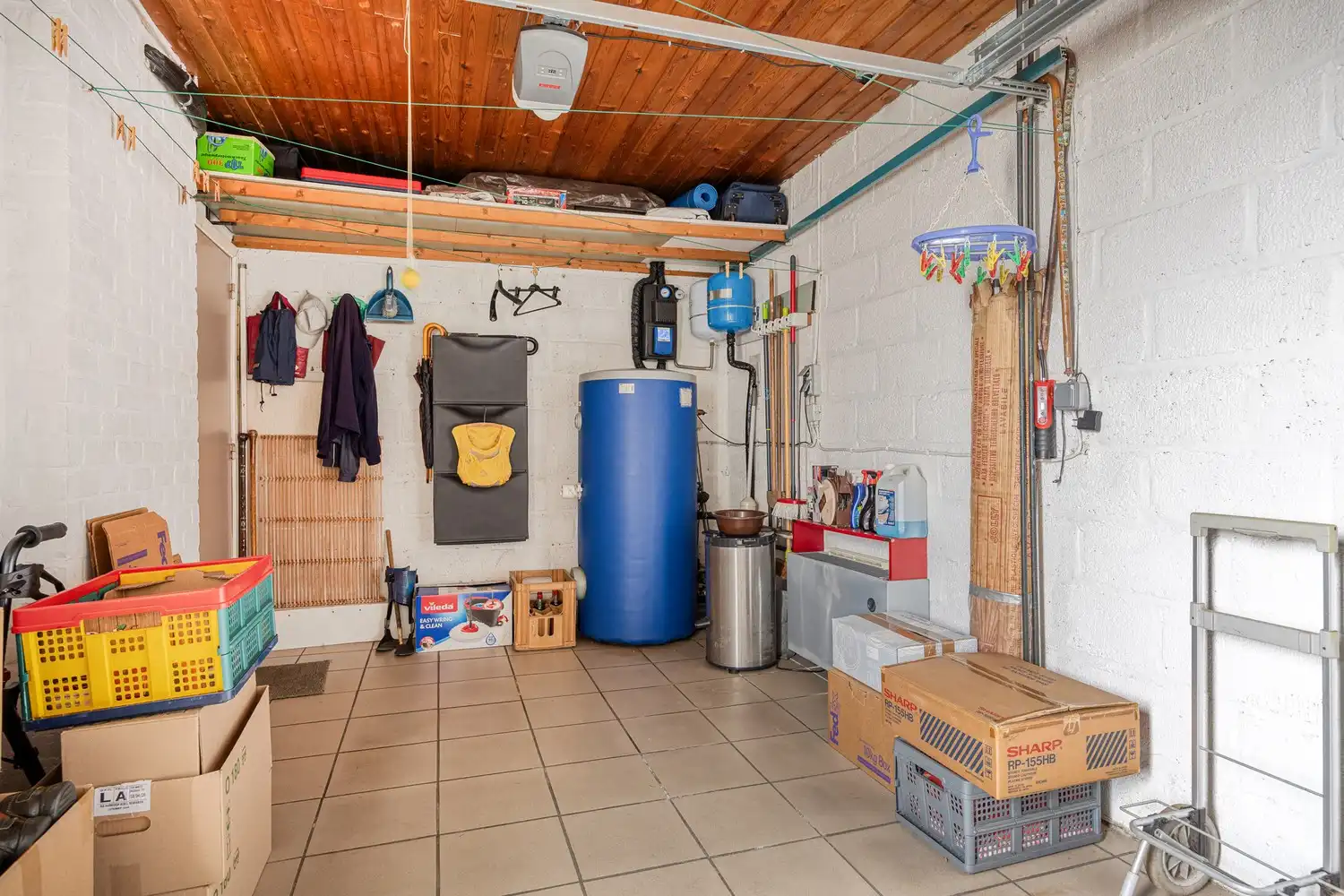 Gezinswoning met 4 slaapkamers en aangelegde tuin in doodlopende straat foto 27