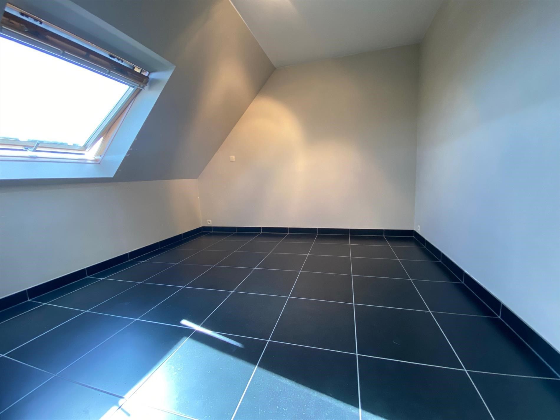 Duplexappartement met zonneterras en parking te Moorslede  foto 11