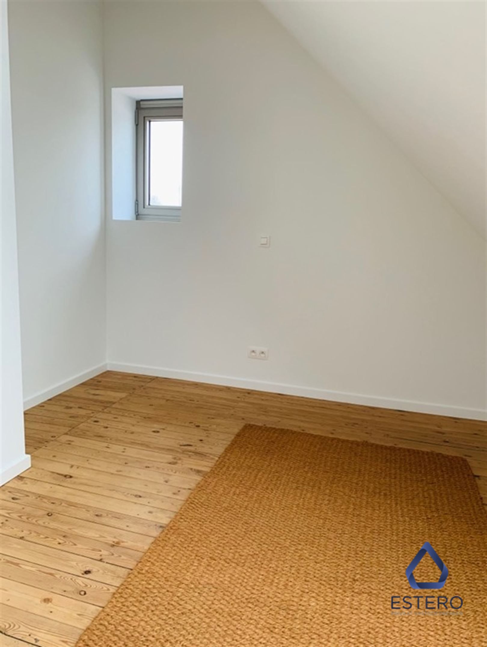 Architecturale topper in doodlopende straat foto 31