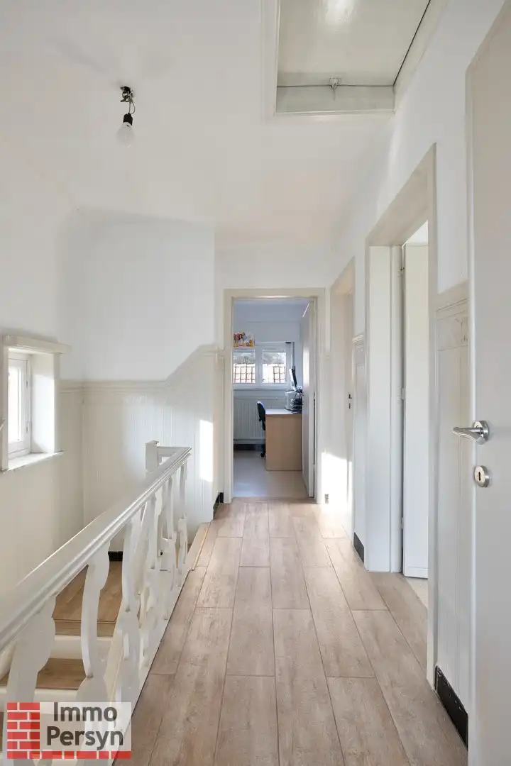 Gezinswoning met lichtrijke orangerie op gegeerde, groene locatie in Scherpenheuvel-Zichem foto 16