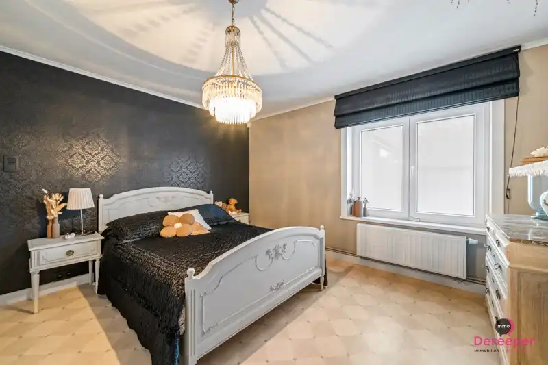 Unieke woning met handelsruimte en opslagplaats op 817m² – stijlvol wonen en werken combineren! foto 11