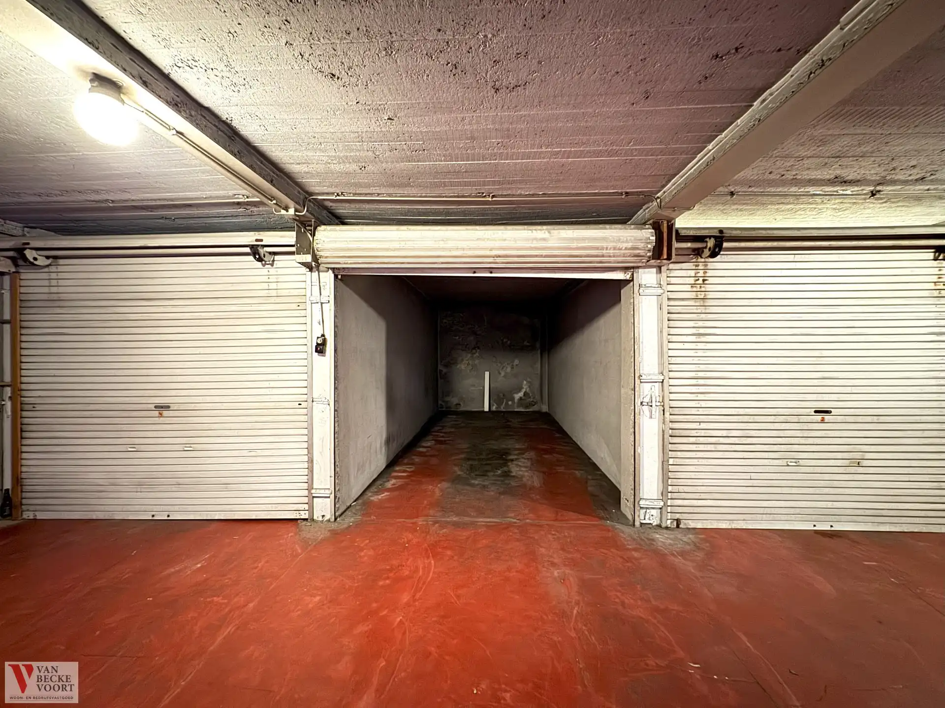 Garagebox op toplocatie Oostende foto 2