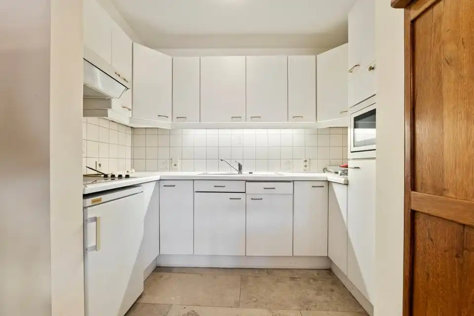 TWEE SLAAPKAMER APPARTEMENT OP DE GROTE MARKT IN SINT-TRUIDEN foto 8