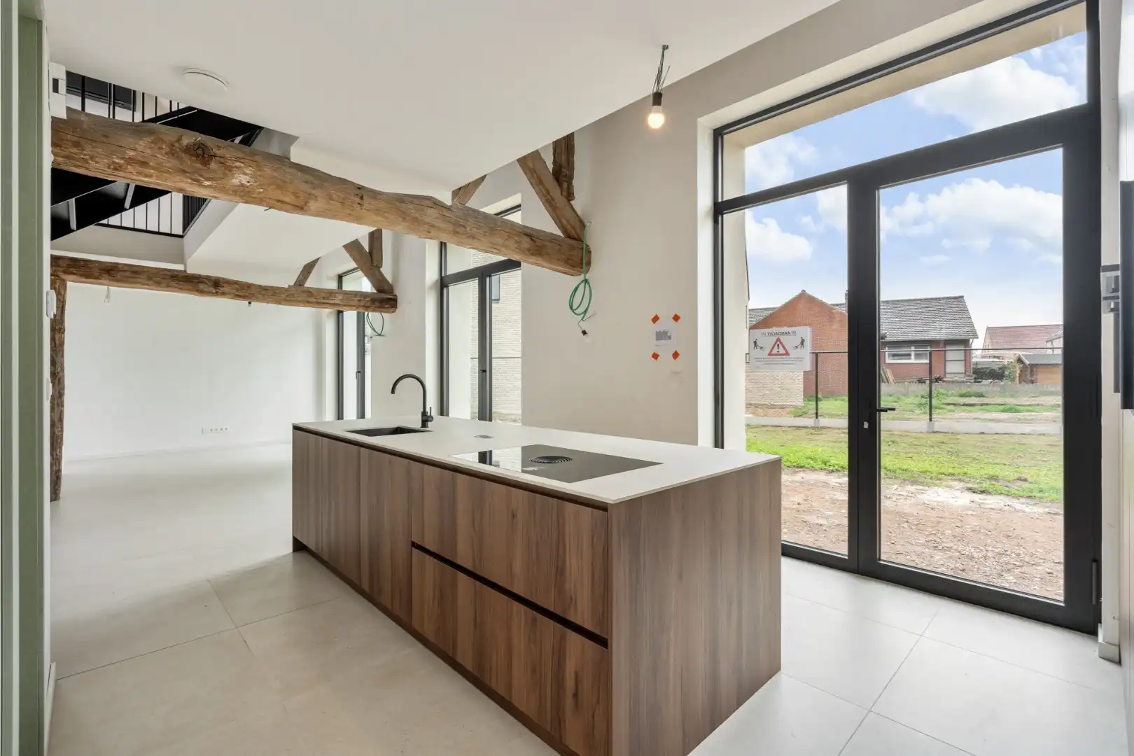 Exclusieve woning in volledig heropgebouwde hoeve op een perceel van 4a60ca!  foto 7