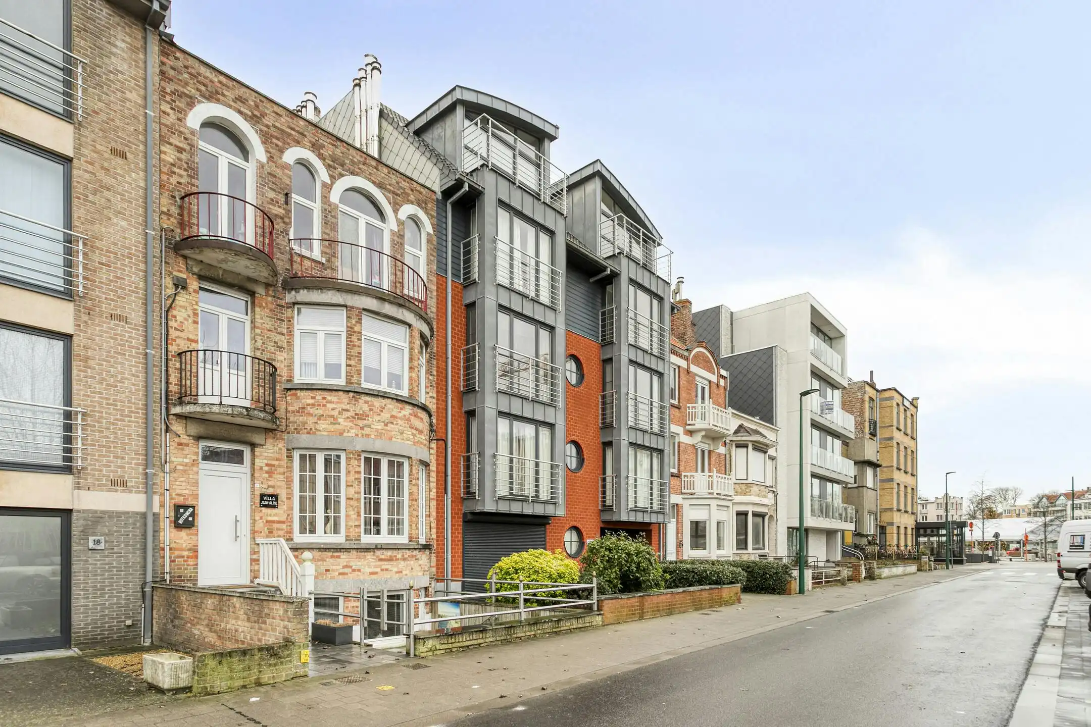 Instapklaar appartement met 2 terrassen in centrum De Panne foto 11