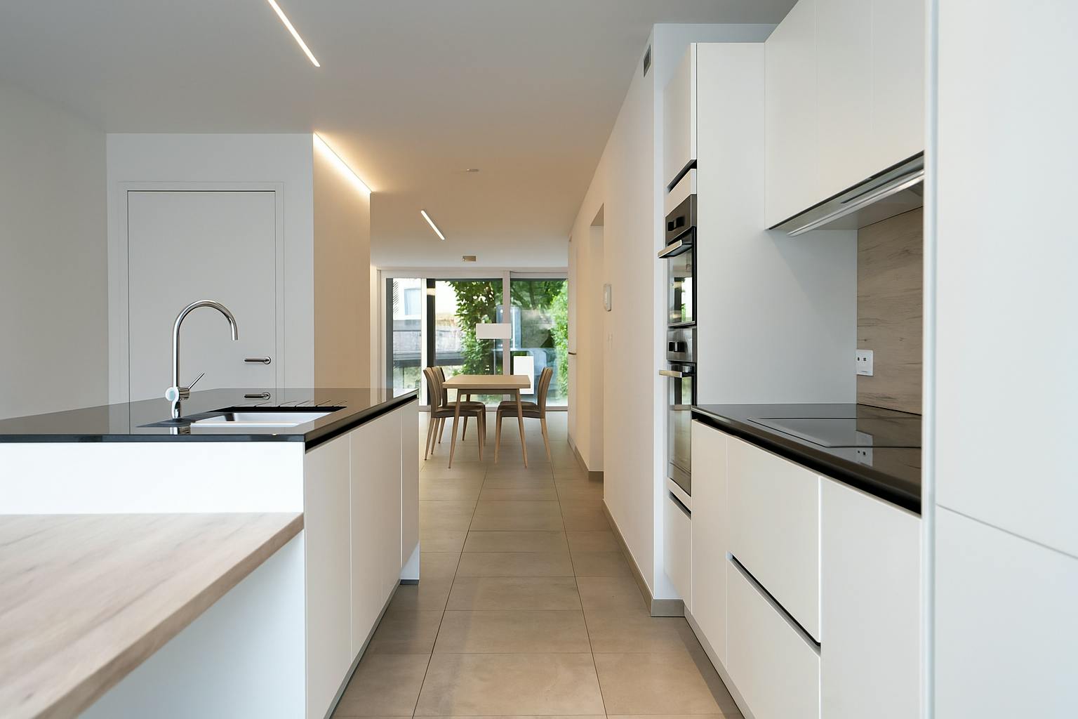 Magnifiek appartement (140m²) te huur in Kortrijk foto 2