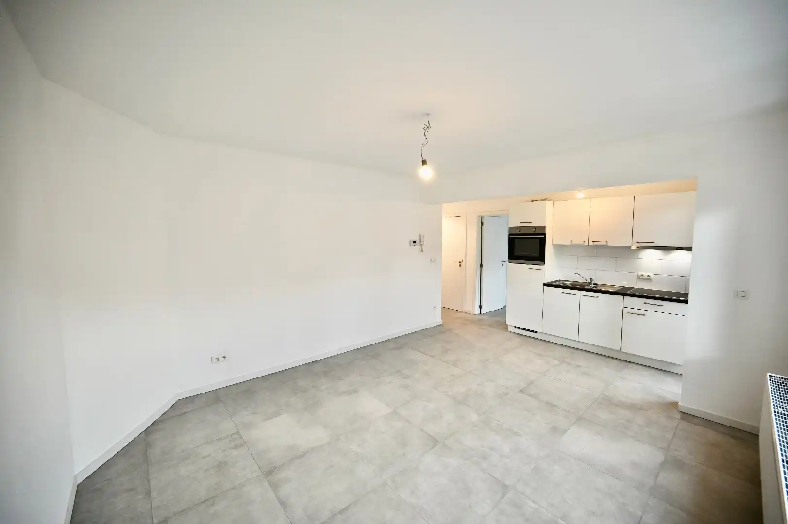 Knus gerenoveerd 1 slaapkamerappartement foto 2