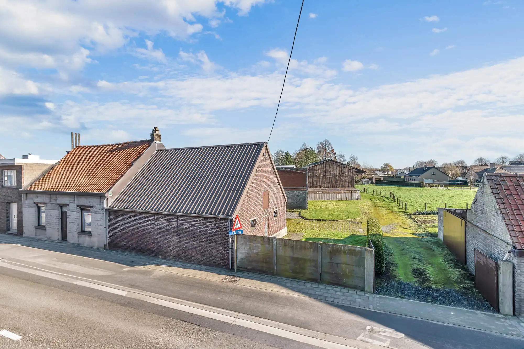 Te renoveren halfopen bebouwing met potentieel op toplocatie foto 17