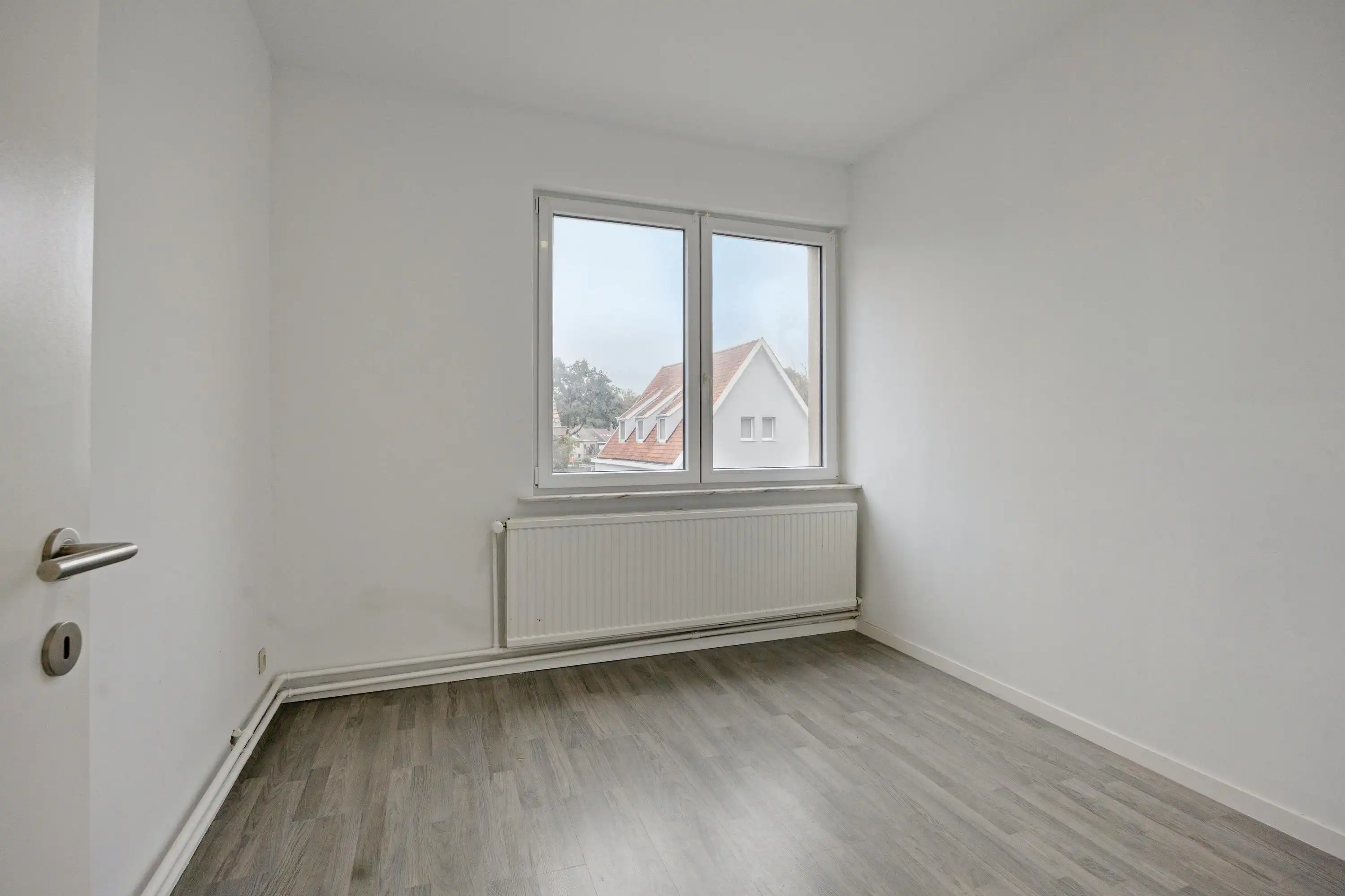 Instapsklare eengezinswoning in het centrum van Grimbergen! foto 17
