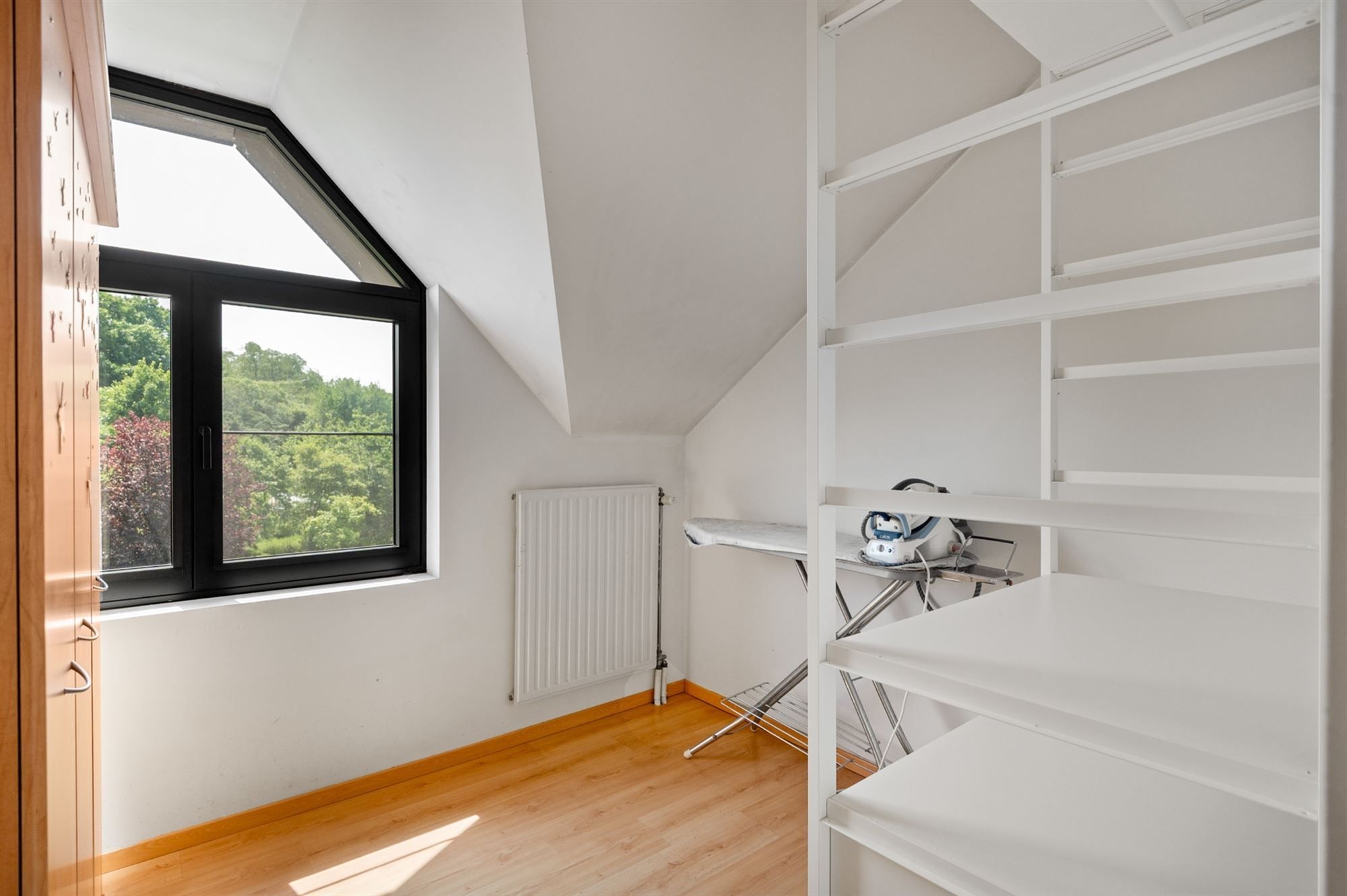 Perfect instapklare woning met 3 (mogelijk 4!) SLPK te Sint-Katelijne-Waver foto 10