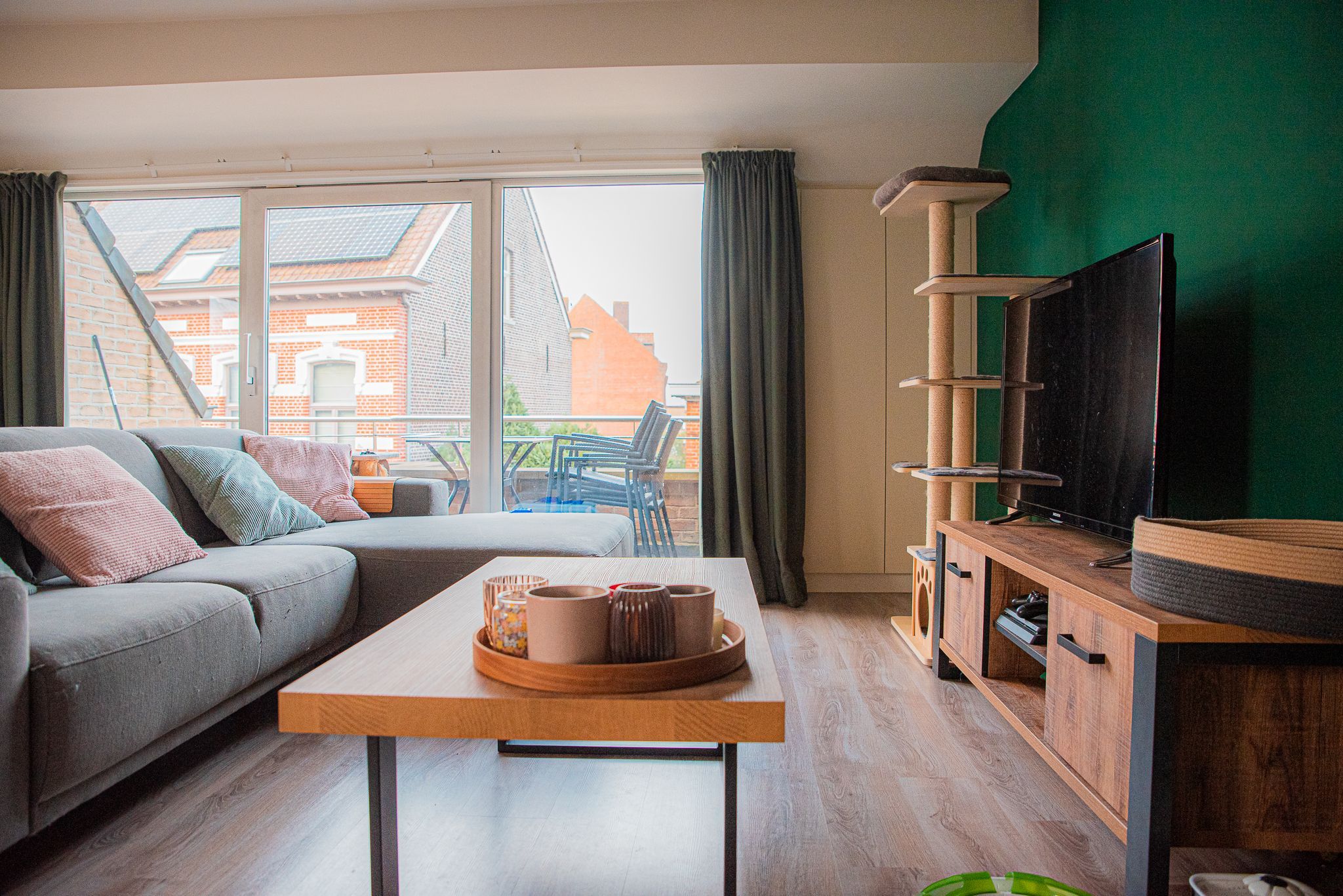 Appartement met garagebox, autostaanplaats in het centrum van Knesselare foto 3
