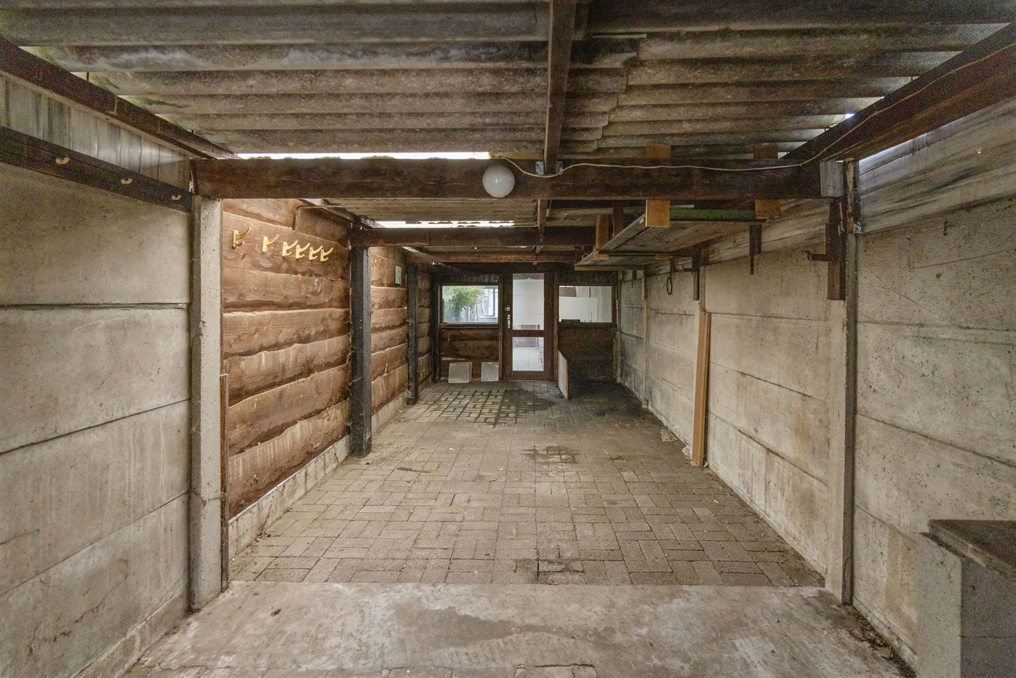 PERFECT ONDERHOUDEN GELIJKVLOERSE WONING OP IDEALE LIGGING foto 23