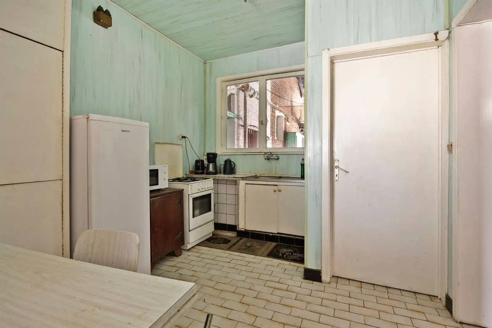 Hoeve met stallen te koop! foto 9