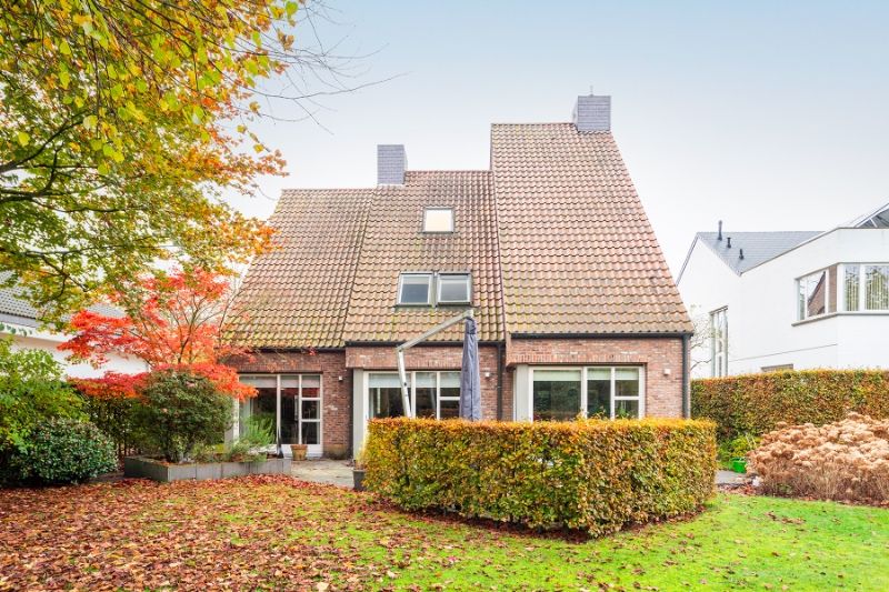 Instapklaar, villa met een zee van ruimte op toplocatie! foto 2