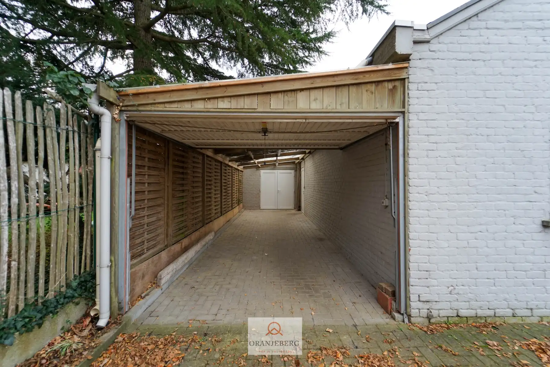 Ruim handelspand met meerdere ruimtes en parking te huur in centrum Drongen foto 14