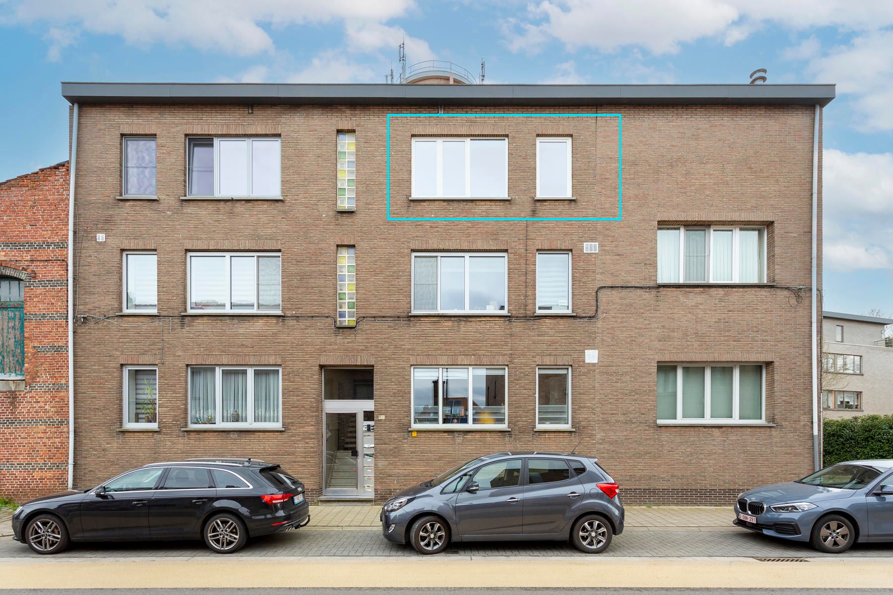 Gerenoveerd 2 slaapkamer appartement in hartje Wommelgem foto 9