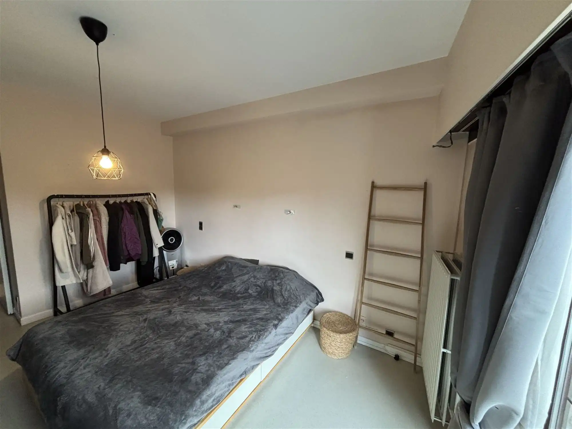 Zeer ruim appartement in centrum Edegem te huur foto 8