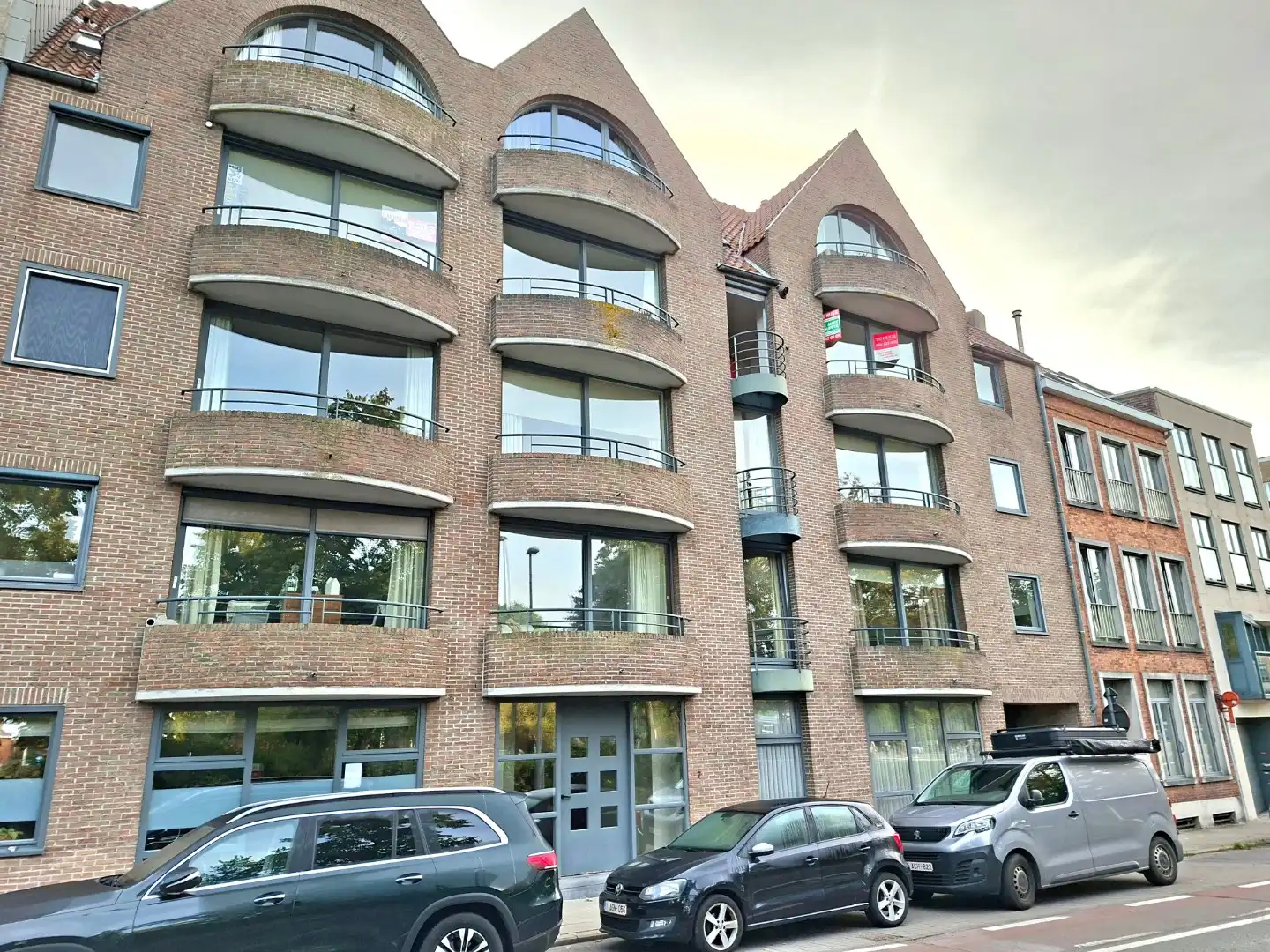 Zeer gunstig gelegen appartement foto 9