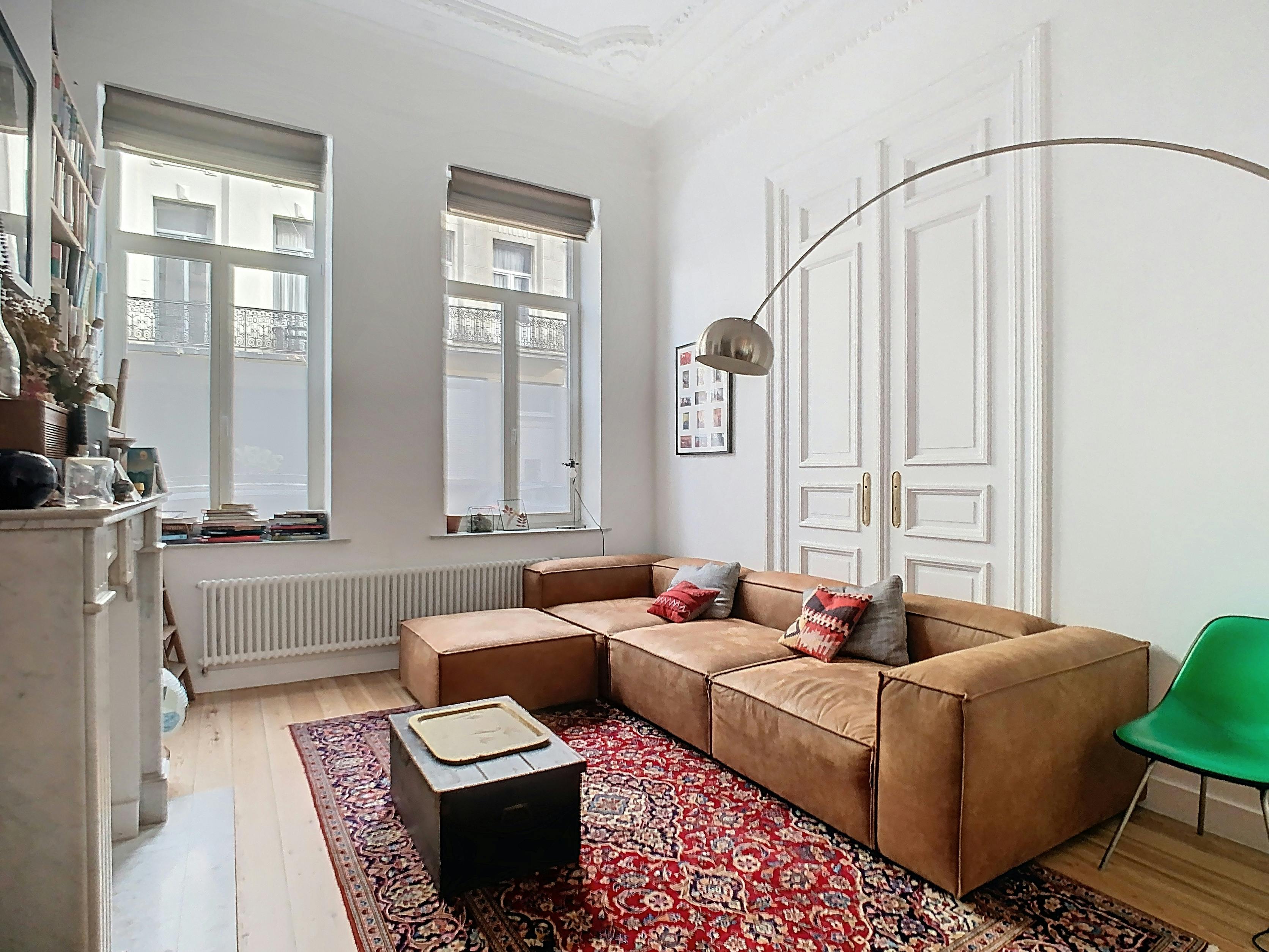 Dansaert - Uniek Duplex 2 slaapkamers met 2 parkings te huur foto {{pictureIndex}}