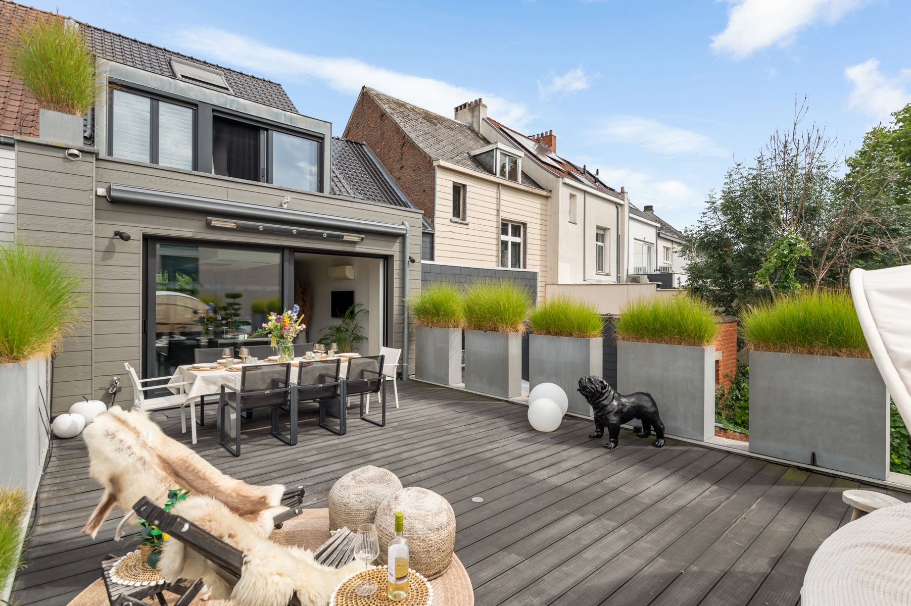 Degelijk gerenoveerde woning aan de Vesten te Lier. foto 31