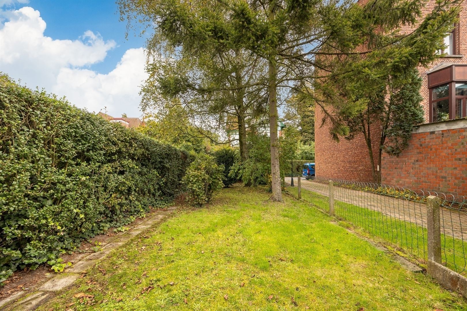 Nieuwbouw HOB in een rustige straat foto 7