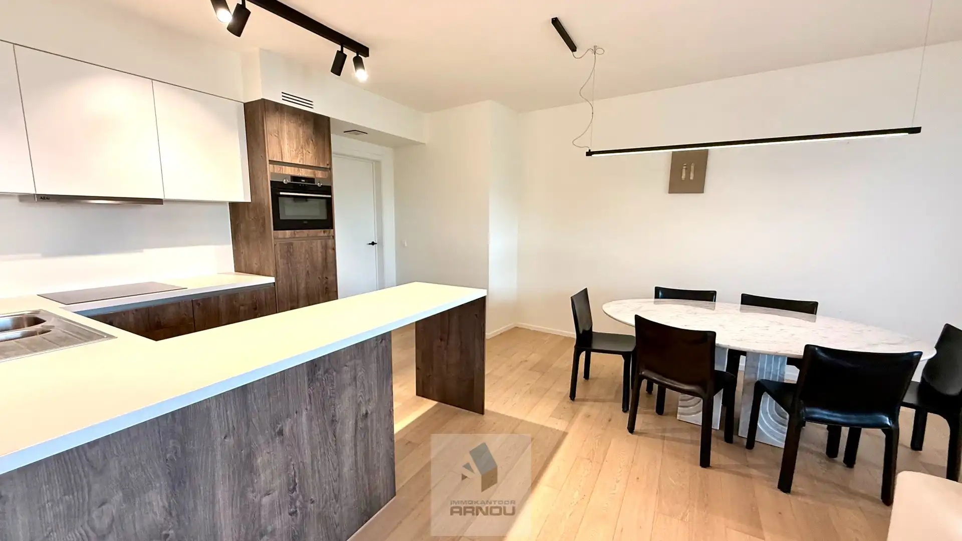 Twee slaapkamer appartement in het hartje van Deinze foto 9