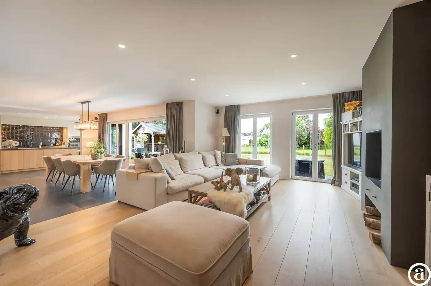 Charmante villa met zonnige tuin, op fietsafstand van het centrum en de zee foto 19