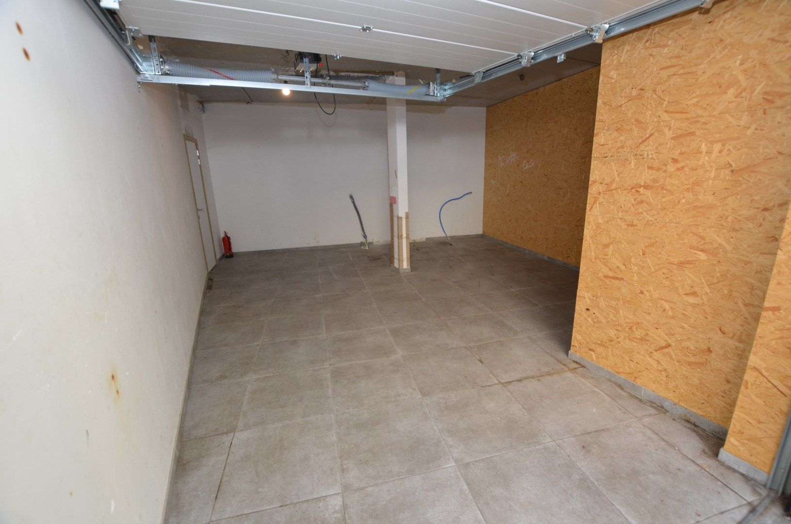 Opslagruimte/garage 45m² foto 3