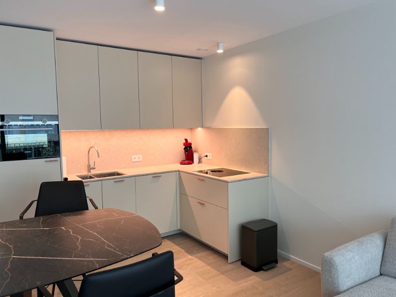 Prachtig luxe nieuwbouw appartement op 50m van zee. foto 7