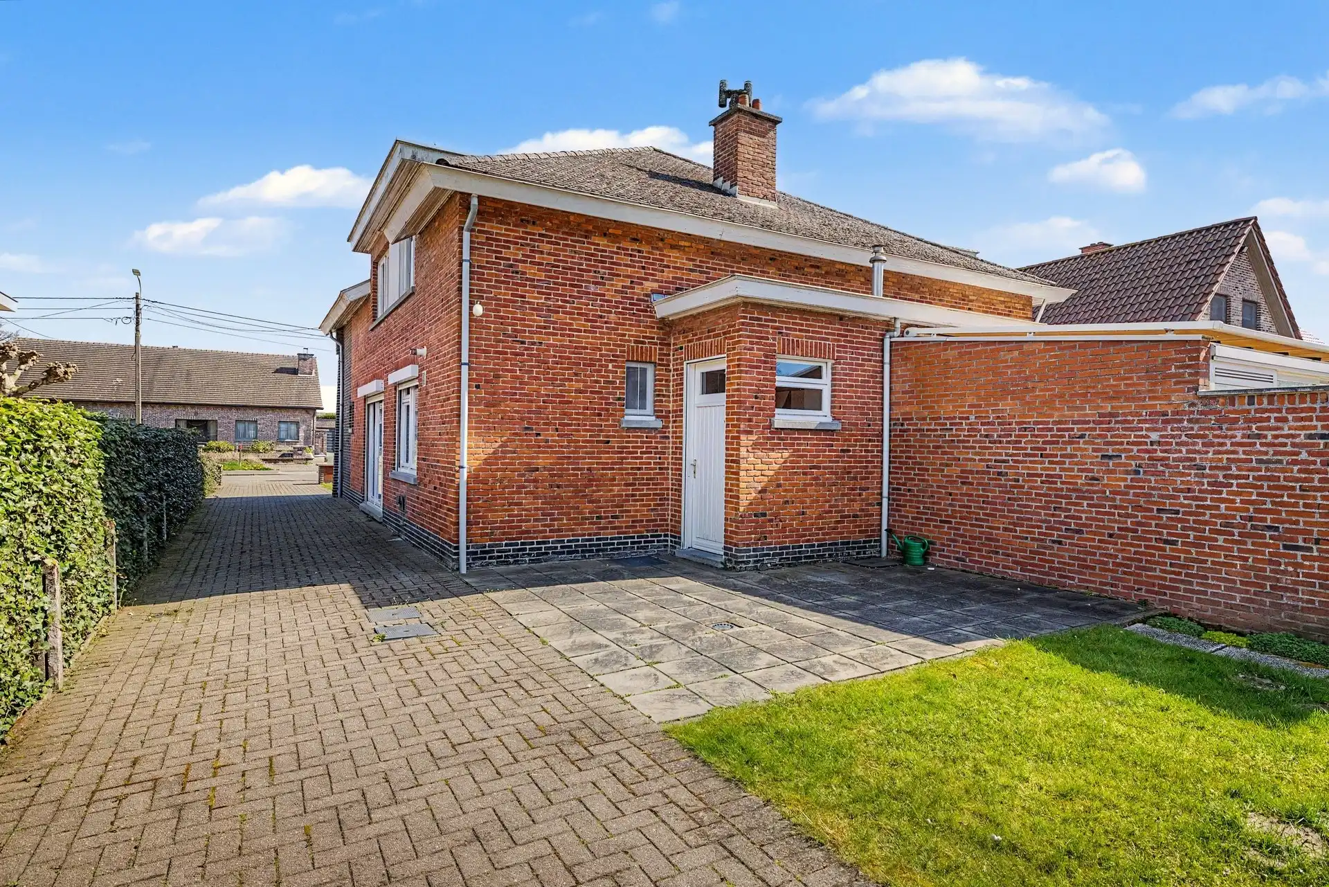 Te renoveren gezinswoning met garage en tuin nabij het centrum van De Klinge foto 20