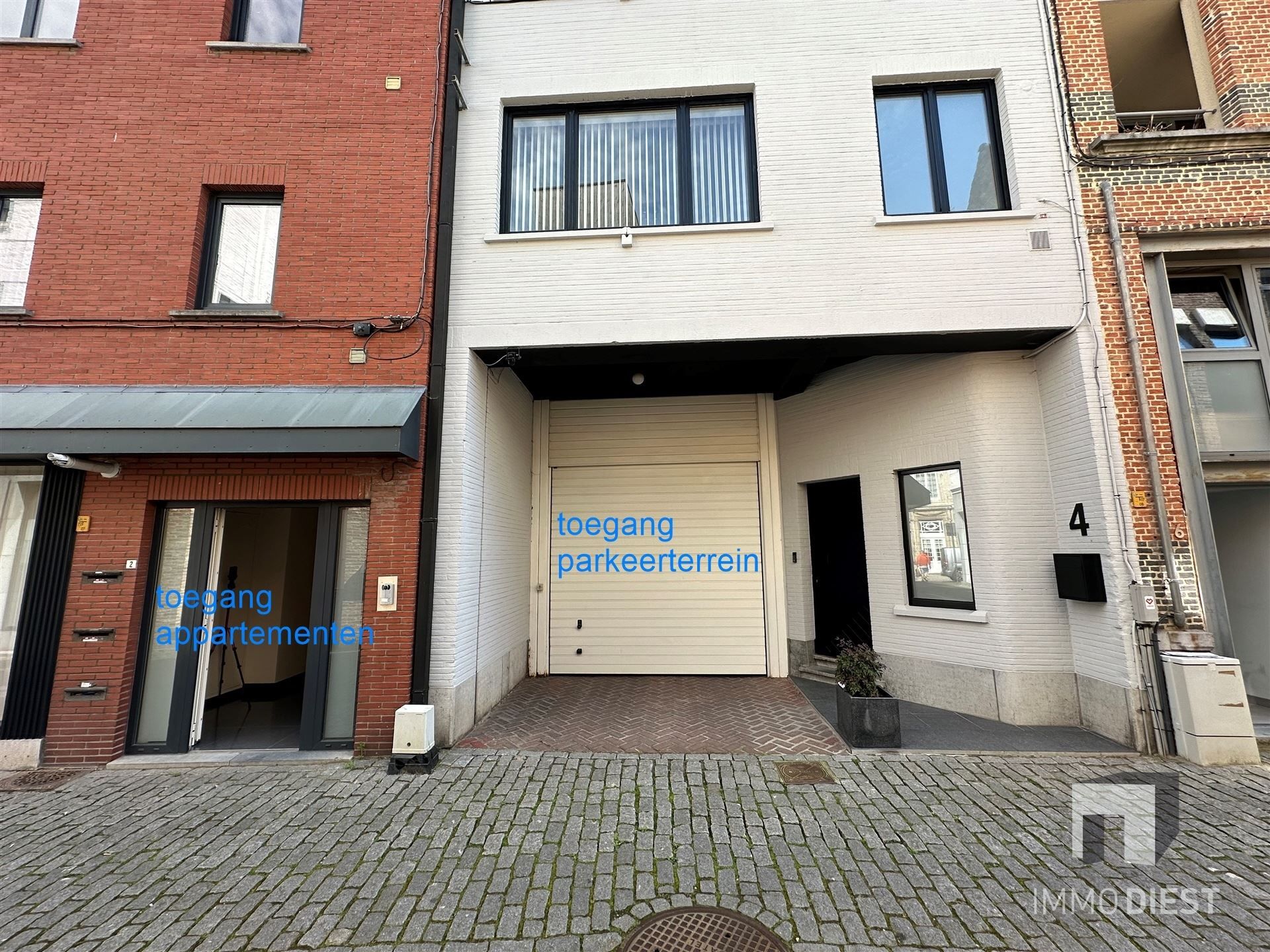 Building centrum Diest - handelspand, 2 appartementen en parking foto 5