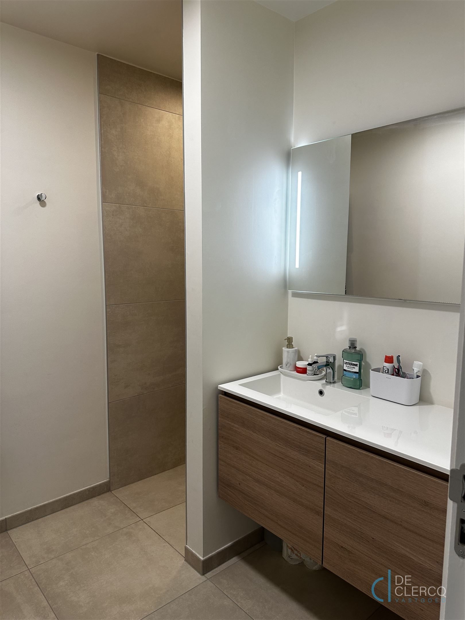 Tijdloos en duurzaam appartement TE HUUR op topligging in Lochristi! foto 19
