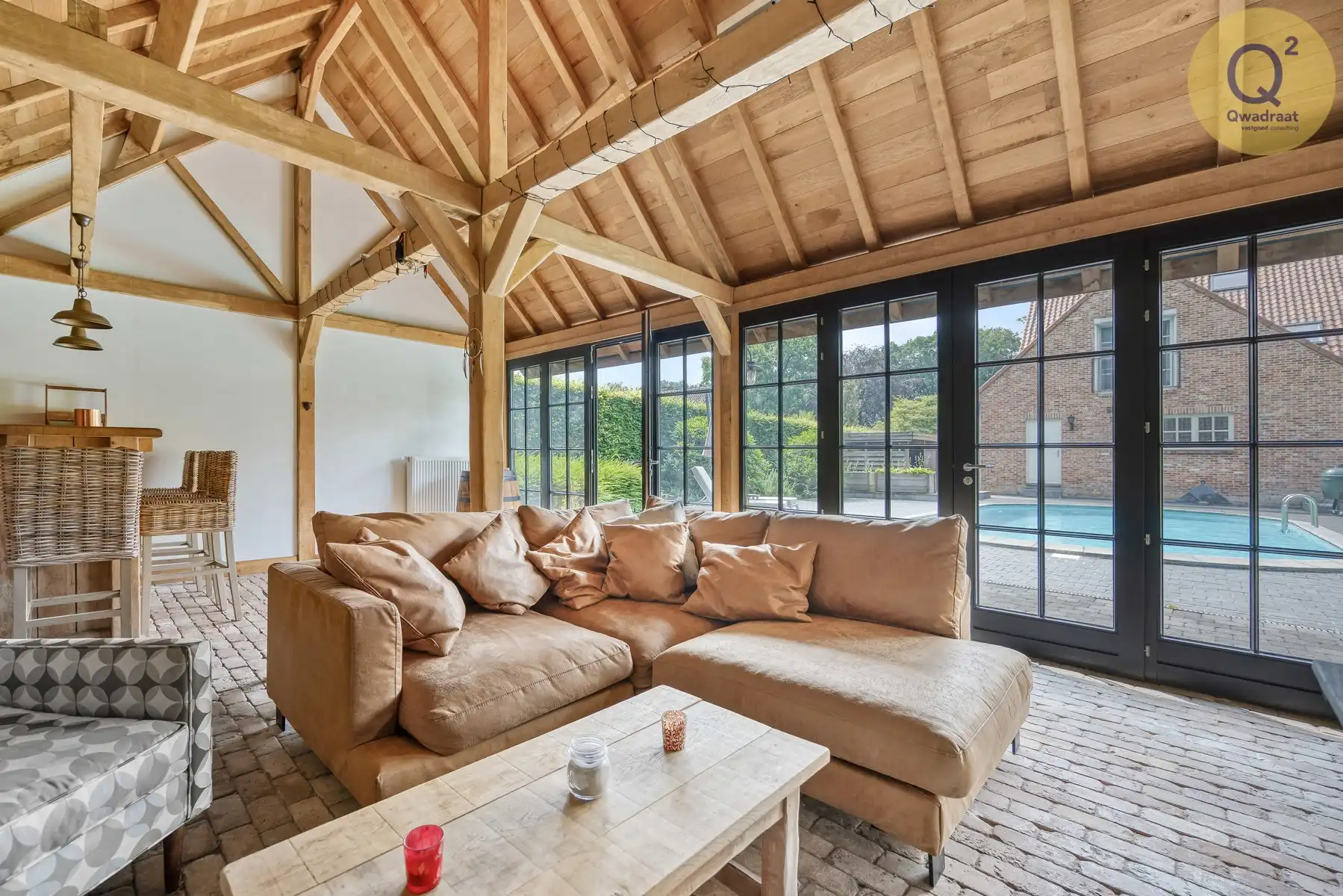 Rustig gelegen villa van met zwembad en poolhouse  foto 33