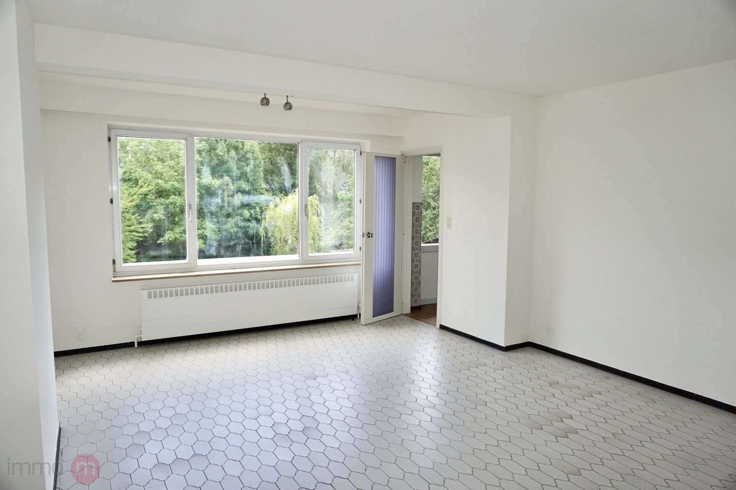 Rustig gelegen appartment met 2 slaapkamers foto 4