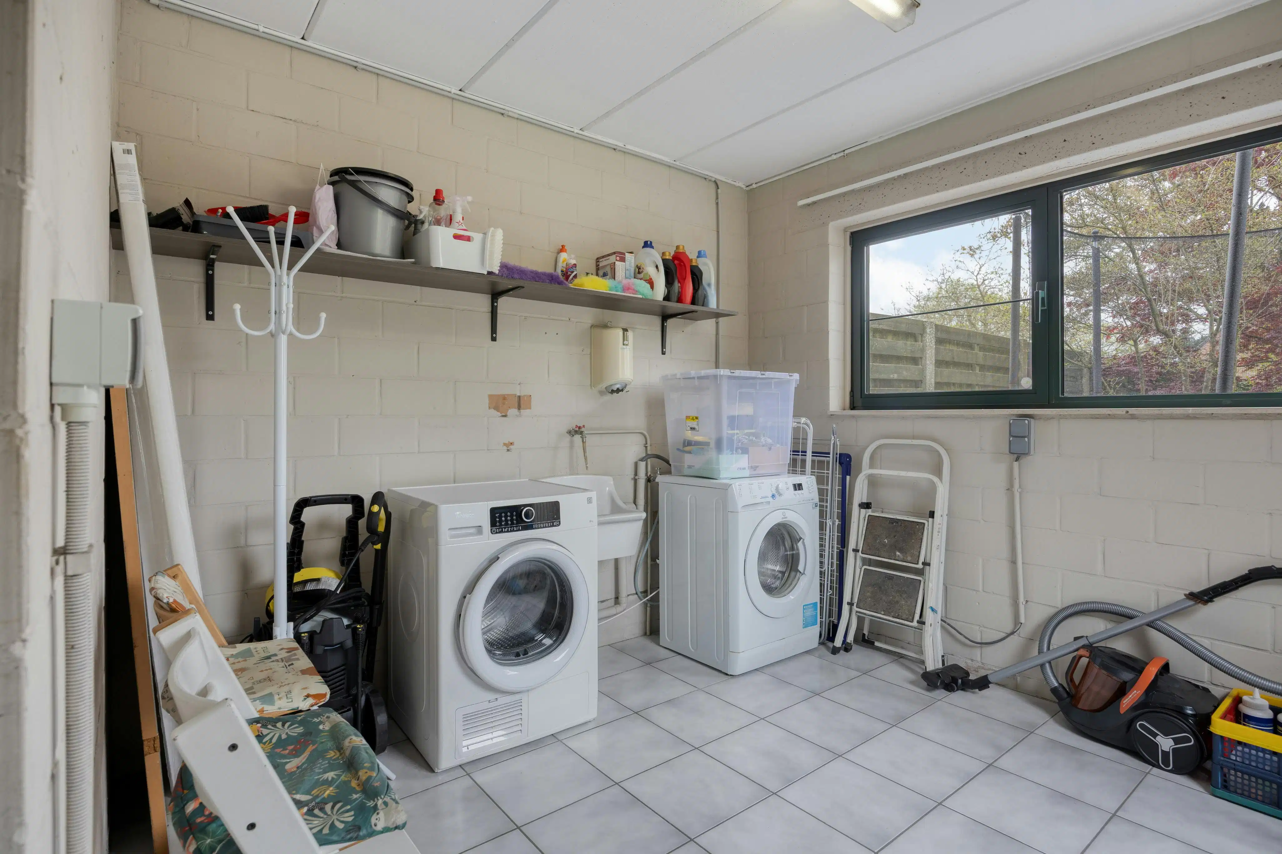 Instapklare woning met 4 slaapkamers te koop in Loenhout! foto 36