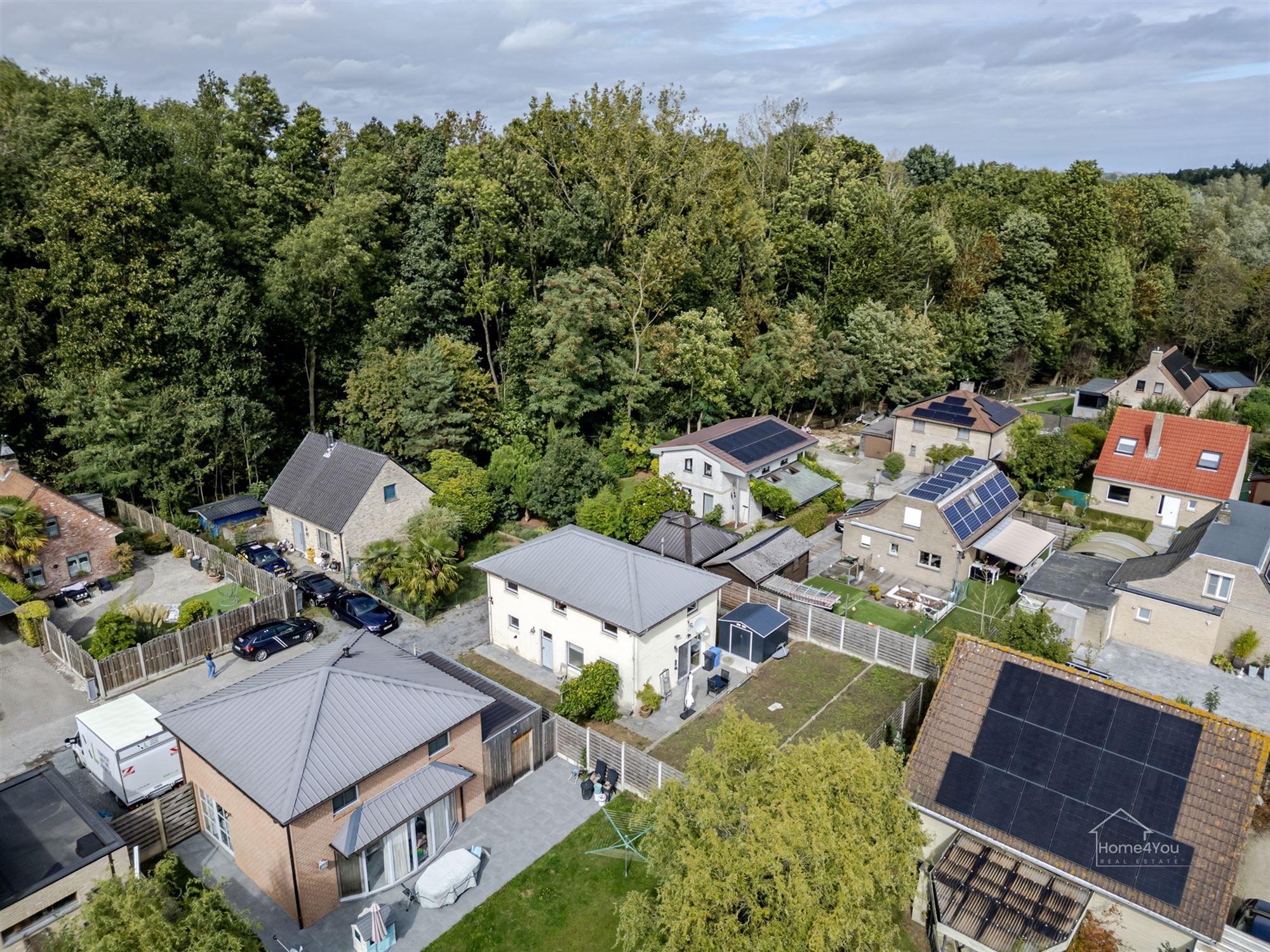 Instapklare en energiezuinige woning met mooie tuin. foto 16