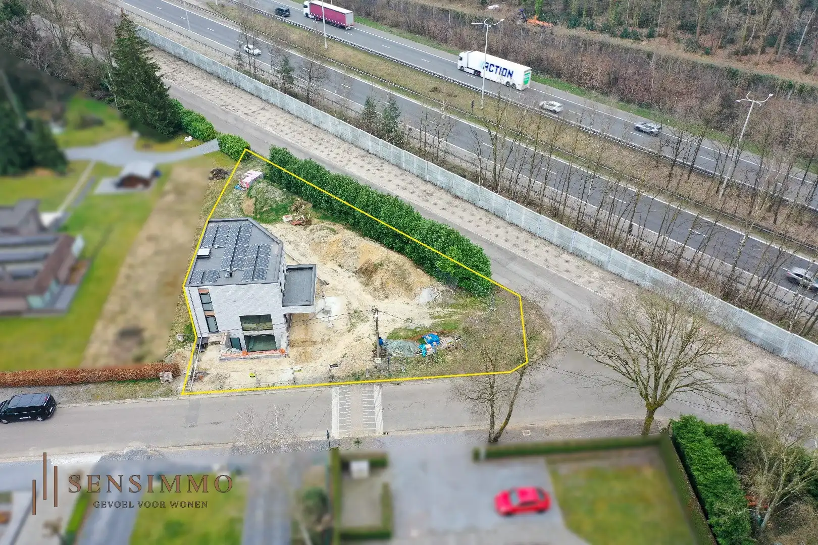 Unieke nieuwbouwwoning met praktijkruimte en energiezuinige voorzieningen foto 2
