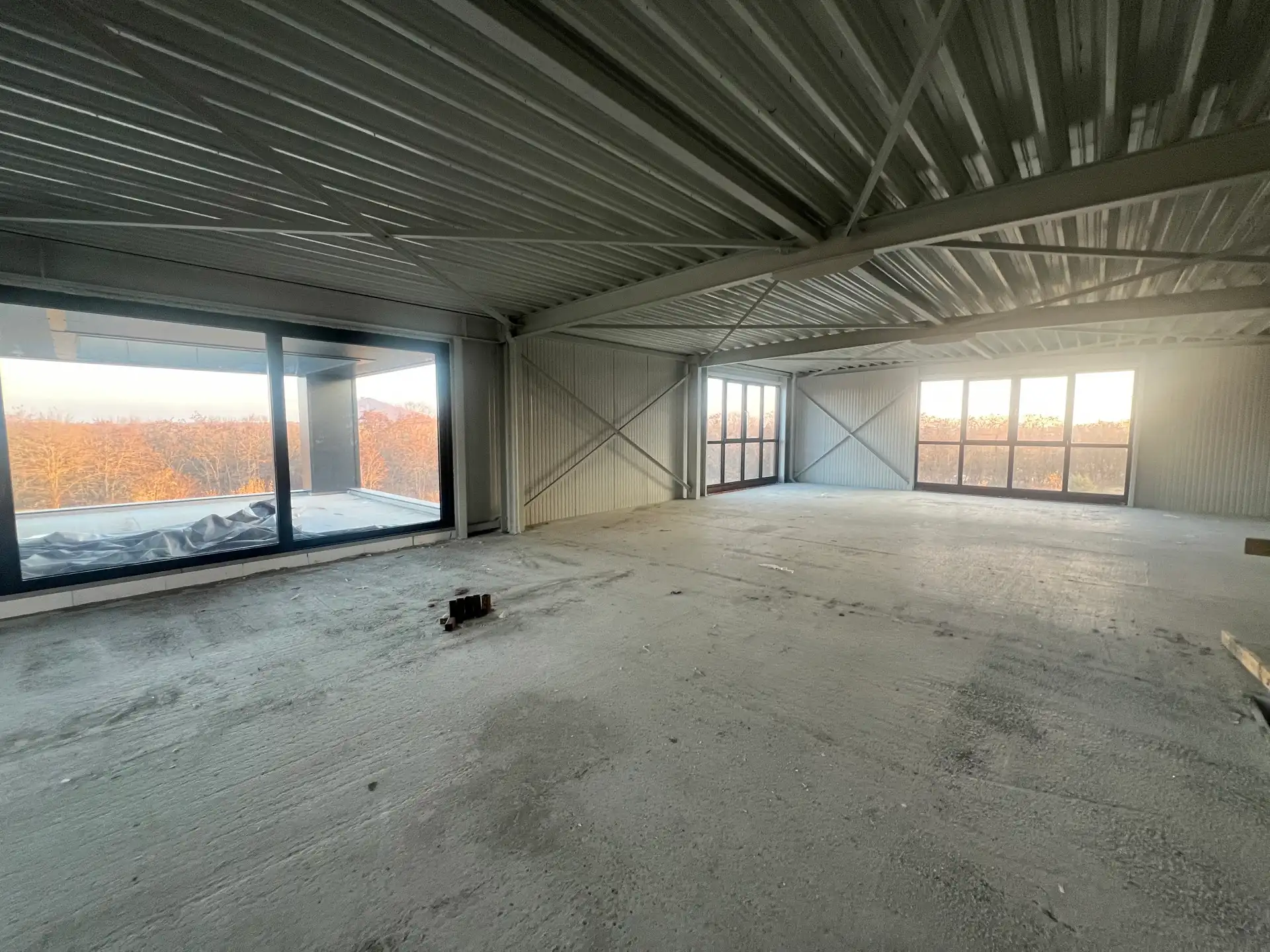 TE KOOP GENK: KMO-unit | kantoren | woonst - Kompellaan foto 4