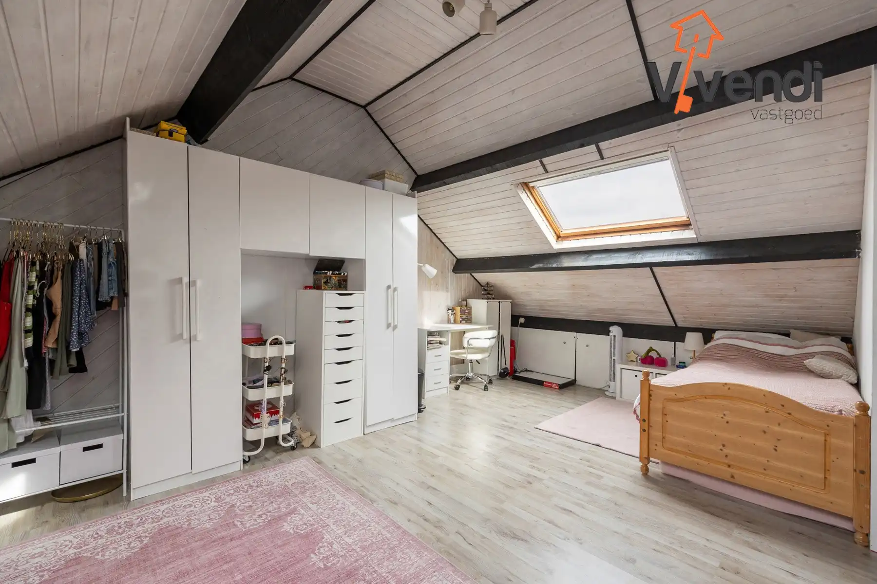 Ruime 3 slpk woning met gezellige tuin. foto 14