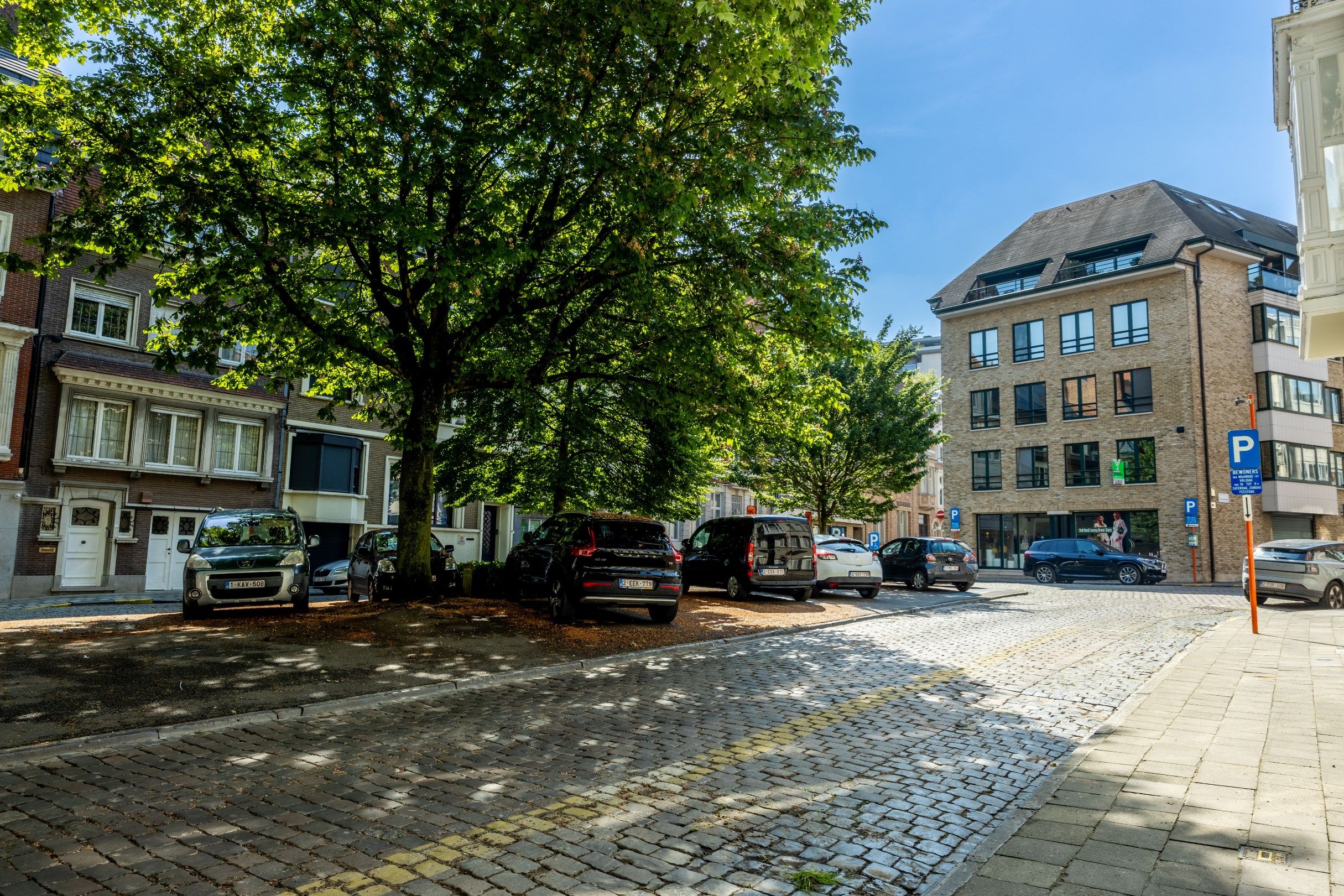 KARAKTERVOL APPARTEMENT OP TOPLOCATIE foto 2