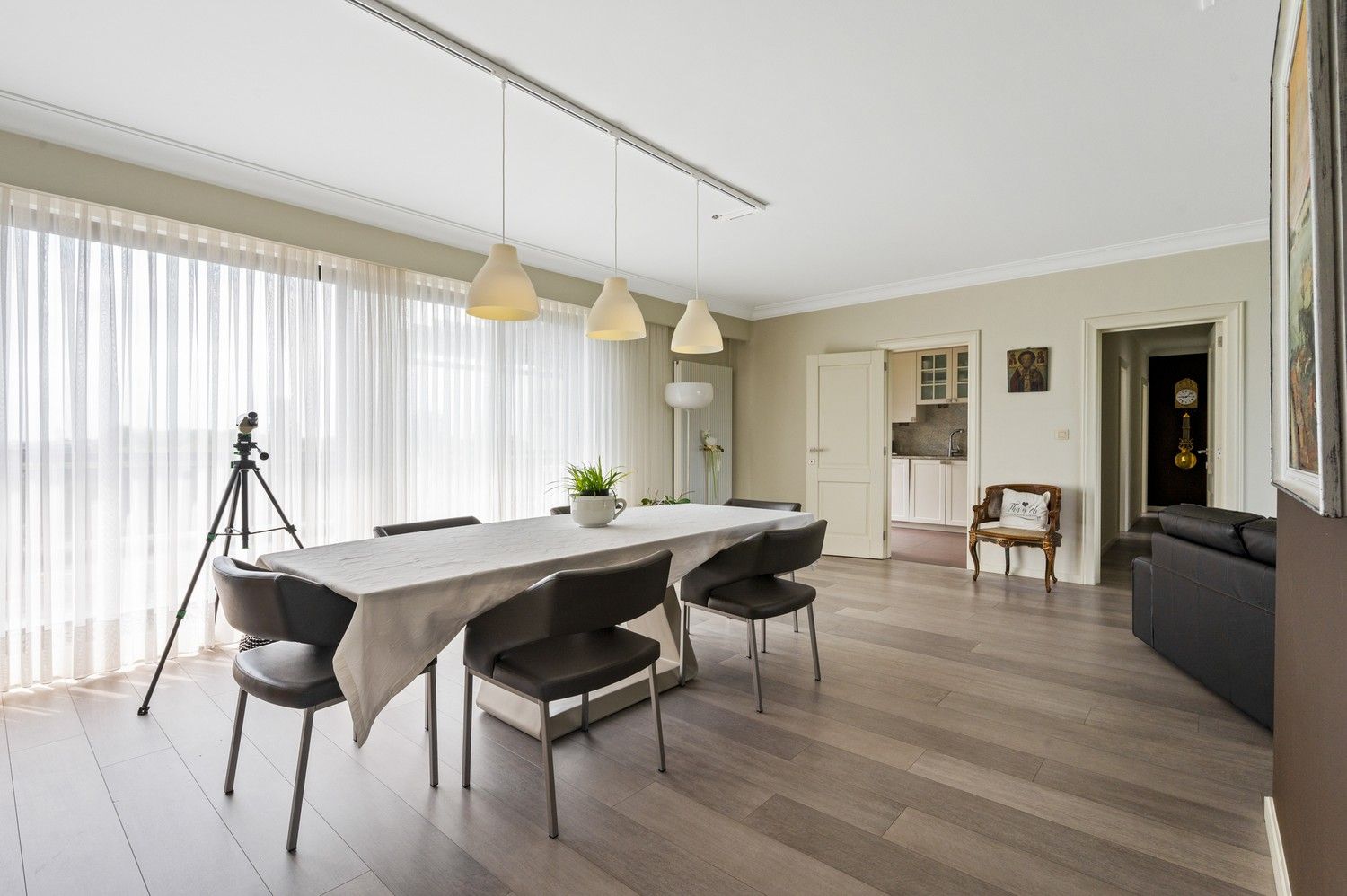 Prachtig verzorgd penthouse met 3 slaapkamers en 360° terras te Lier foto 6