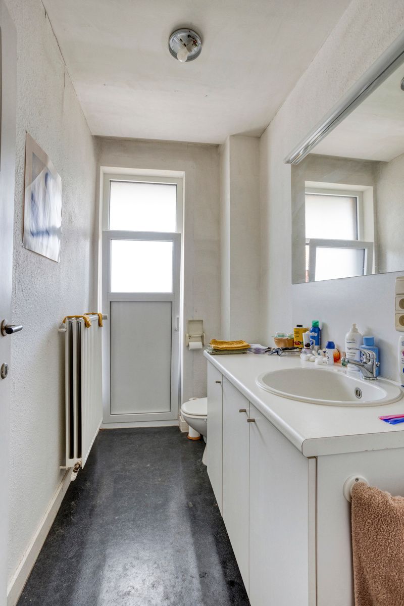 Woning met bijhorend appartement in centrum van Sint-Truiden foto 16