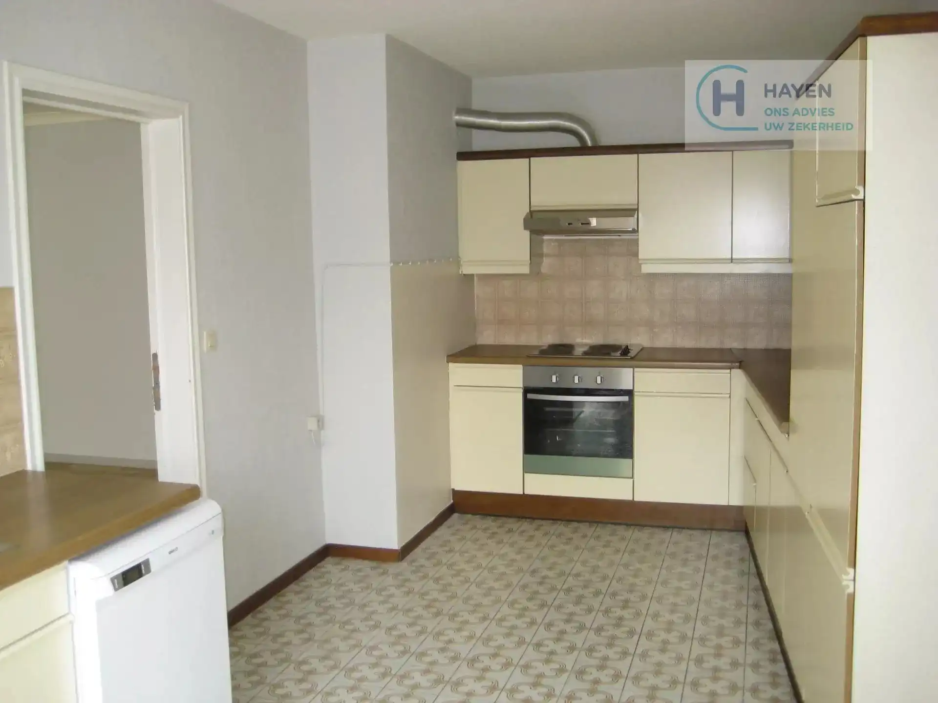 Ruim appartement met 3 slaapkamers te huur – Tongersesteenweg 7 (2e verdieping) foto 8