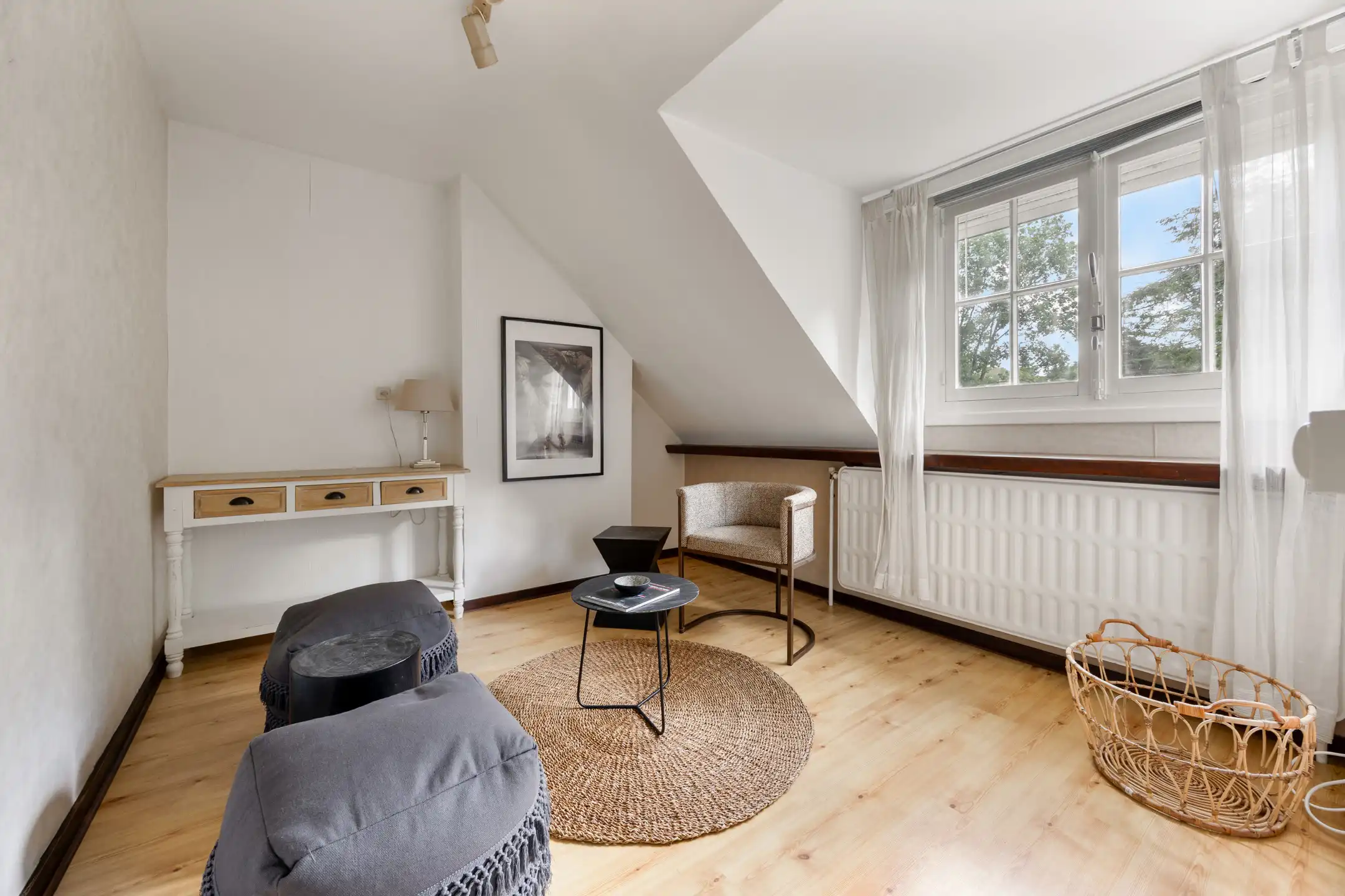  Te renoveren landhuis in groene wijk Hertebos foto 33