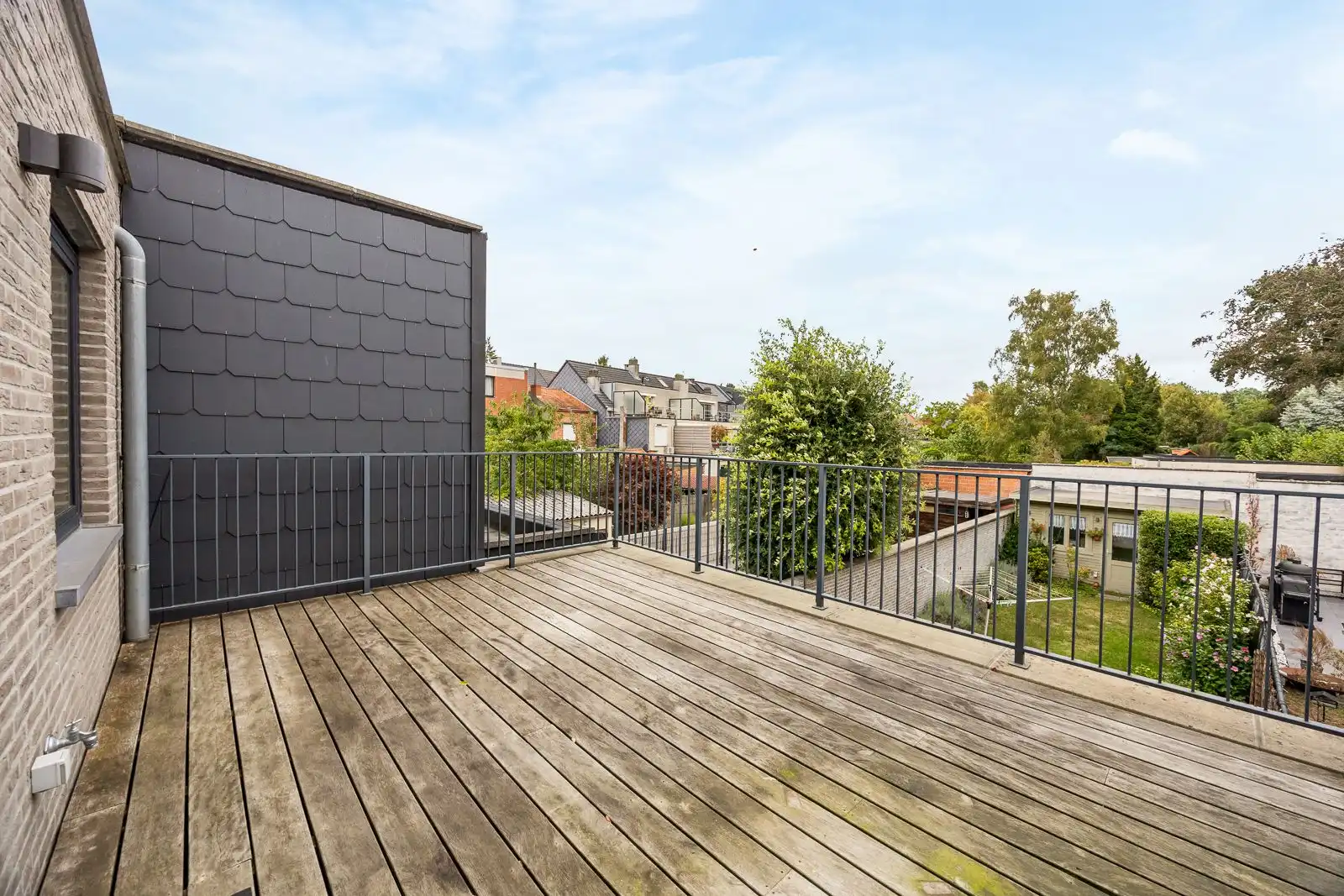 Topgelegen éénslaapkamerappartement met ruim terras en staanplaats in centrum Kapellen! foto 8