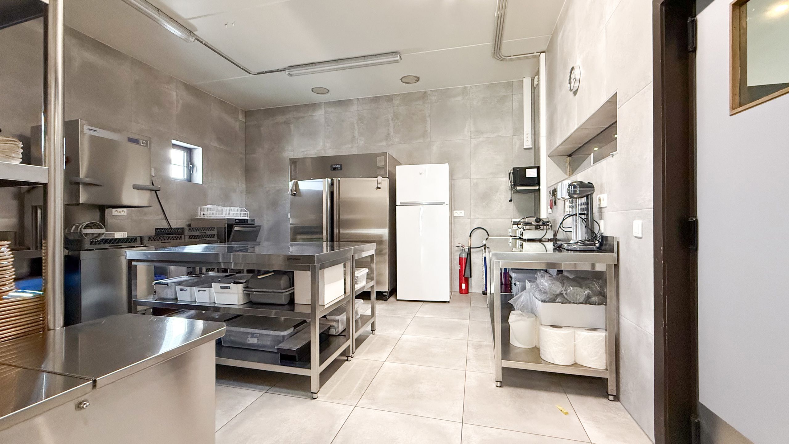 Prachtig handelspand met woonst op toplocatie (40are grond)! foto 18