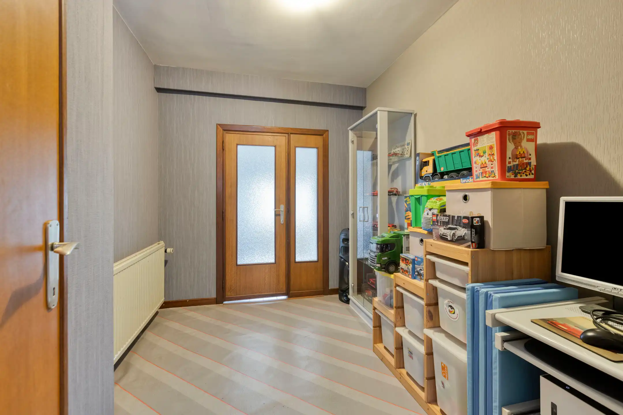 Instapklare woning met 3 slaapkamers op perceel van 15a foto 15