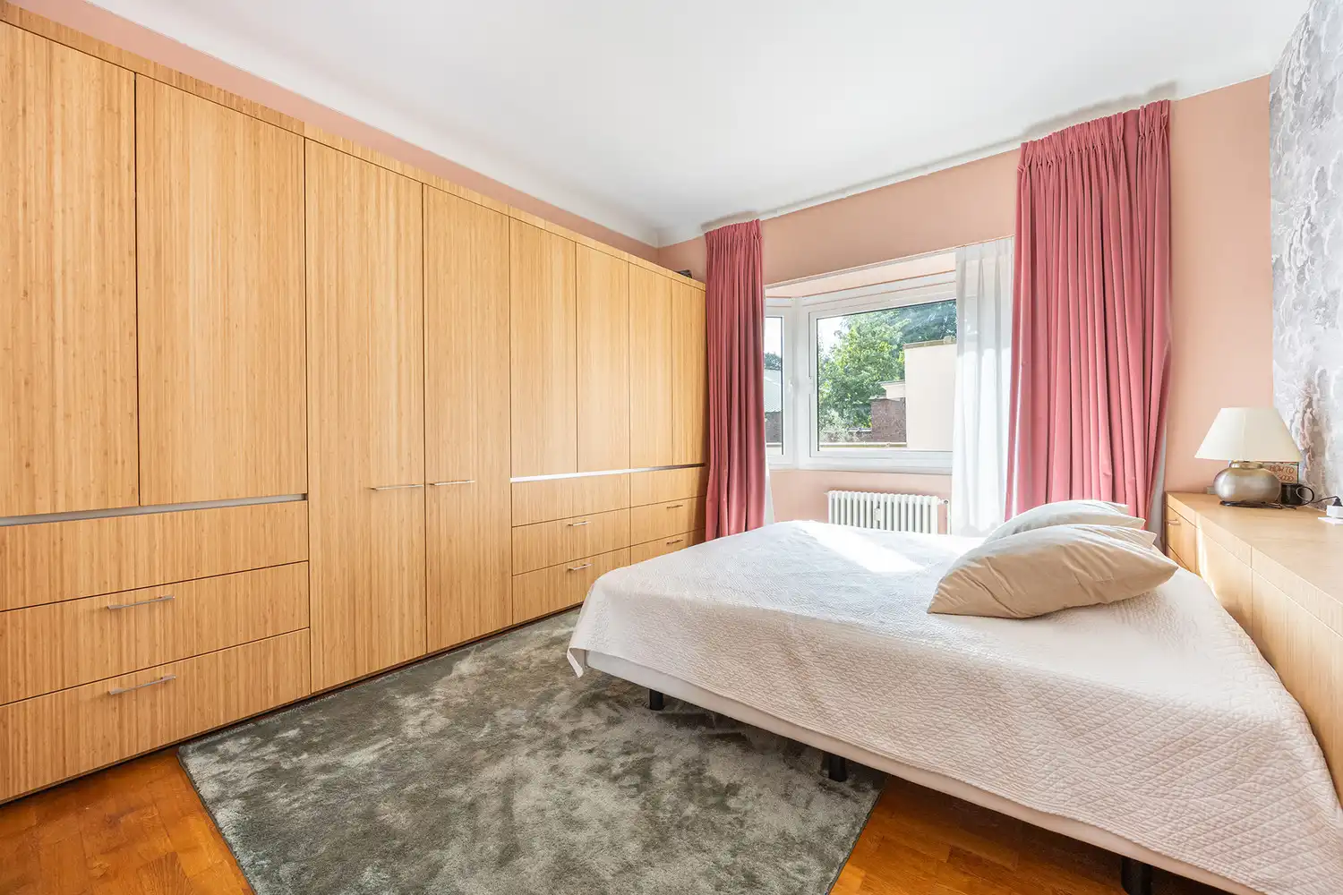 Uitzonderlijk gerenoveerd art-decoappartement van 212 m² met terras aan de Jan van Rijswijcklaan foto 19