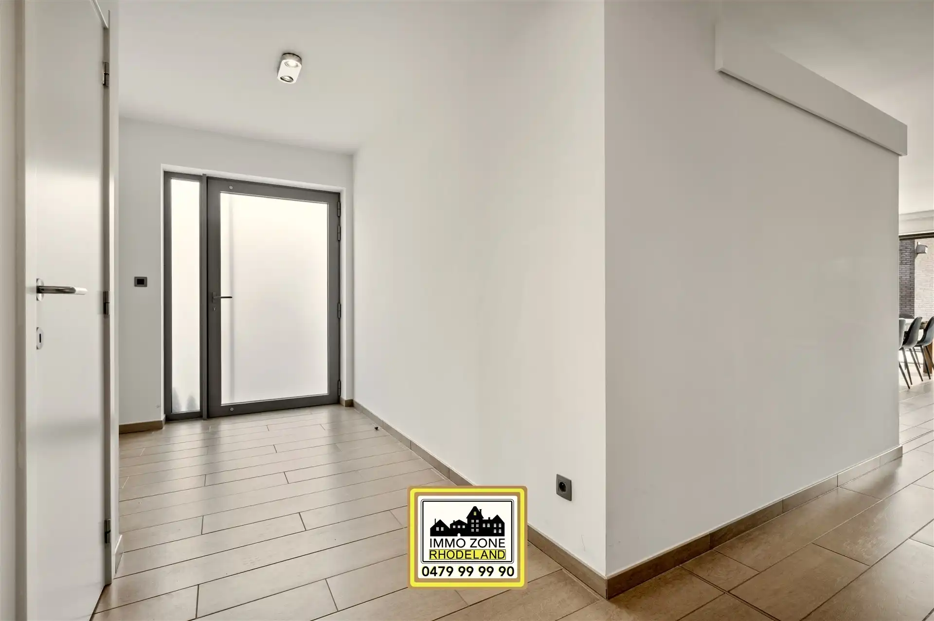 Prachtige woning met 4 slpks, 2 bdks in groene omgeving foto 4